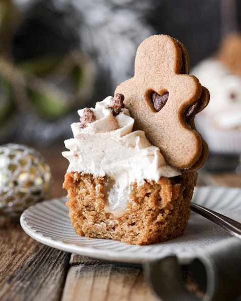 Gingerbread cupcakes